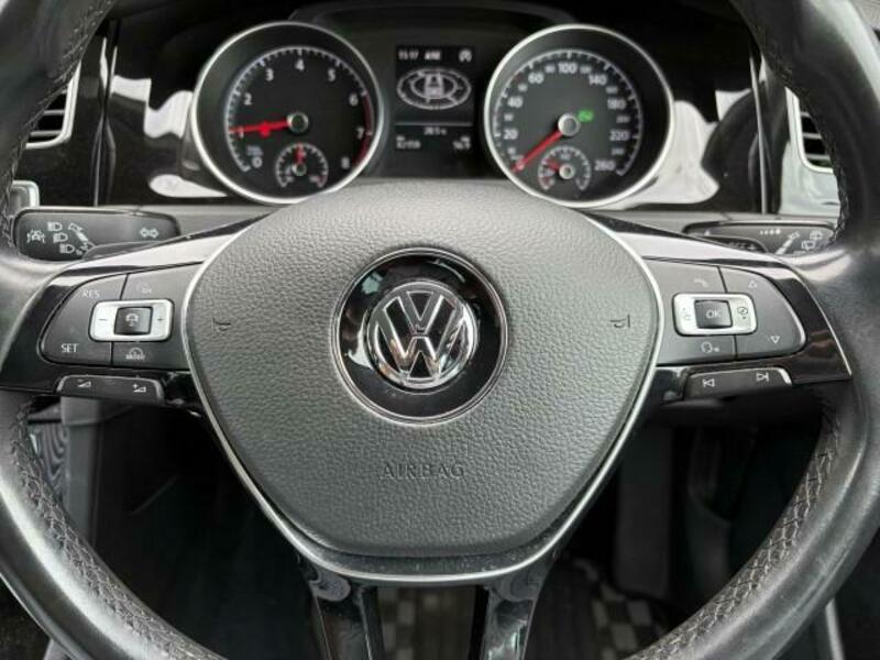GOLF VARIANT