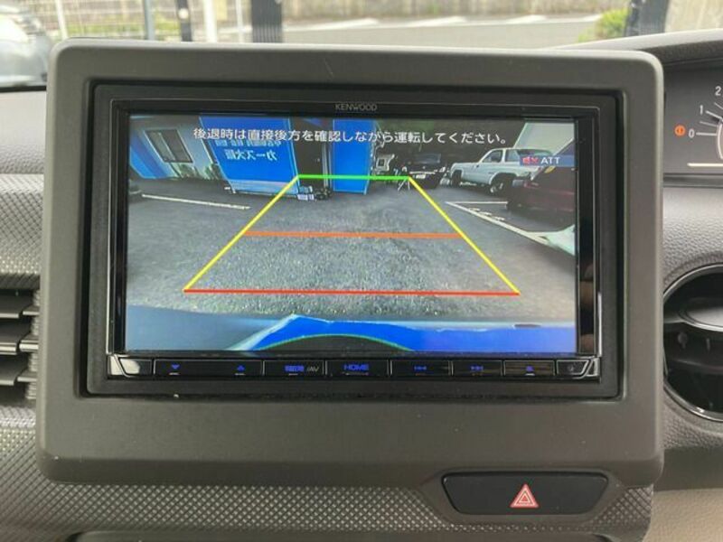 N BOX