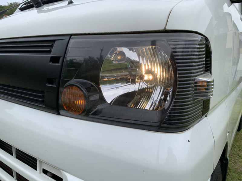 MINICAB VAN