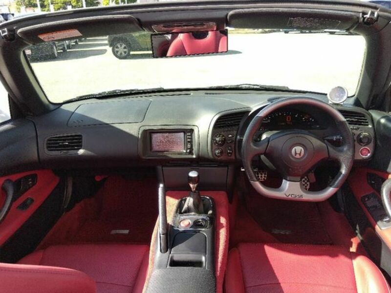 S2000