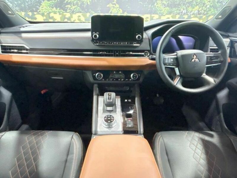 OUTLANDER PHEV