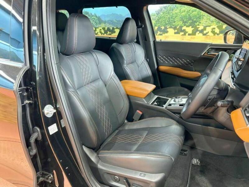 OUTLANDER PHEV