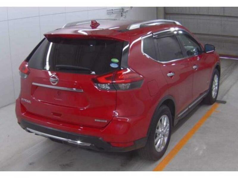 X-TRAIL