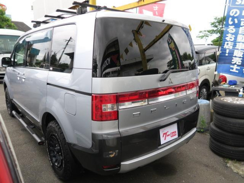 DELICA D5