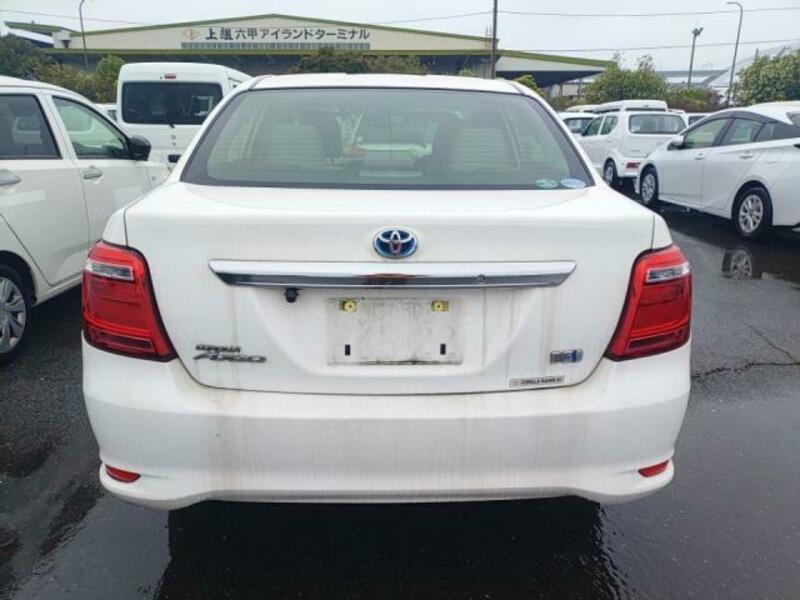 COROLLA AXIO