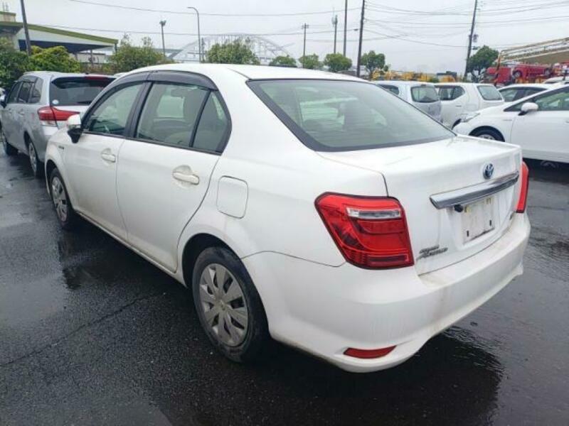 COROLLA AXIO