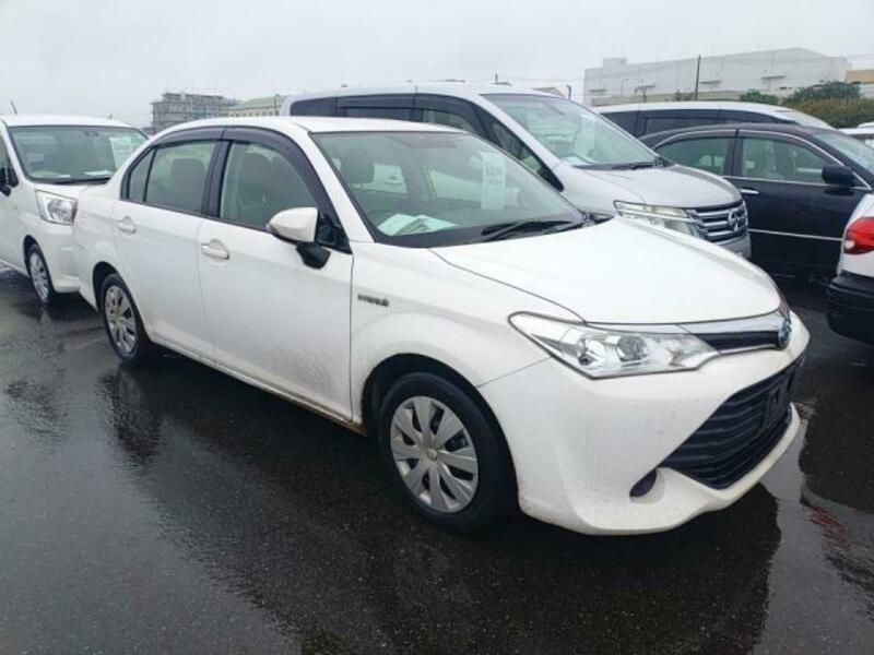 COROLLA AXIO