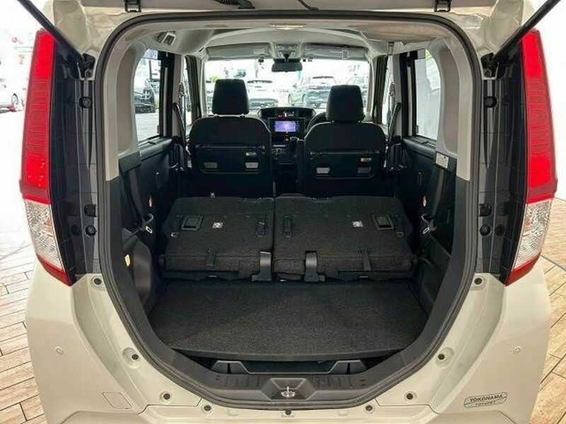 ROOMY