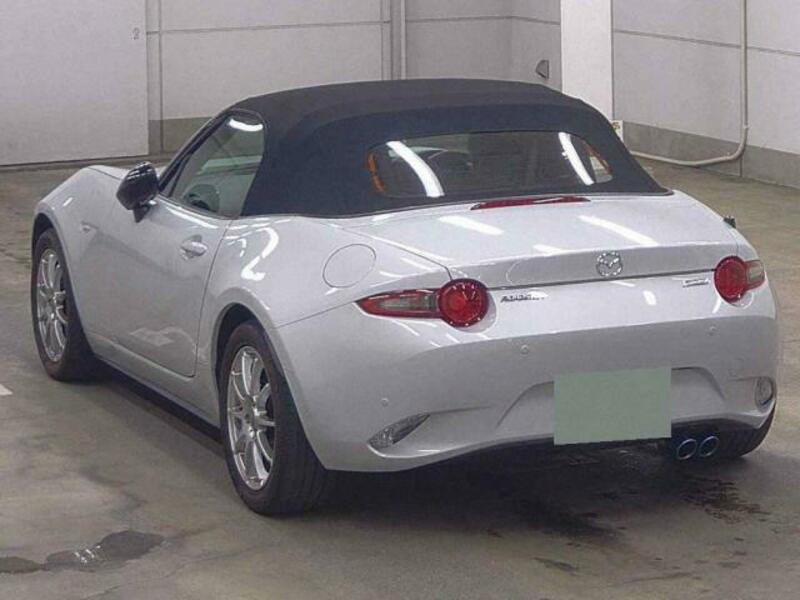 ROADSTER