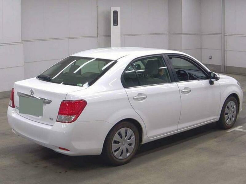 COROLLA AXIO
