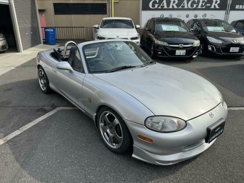 ROADSTER
