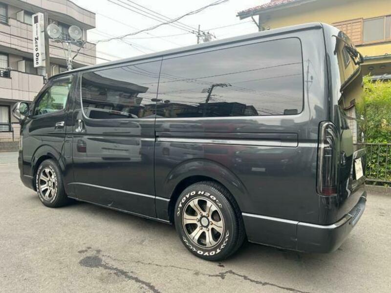 HIACE VAN