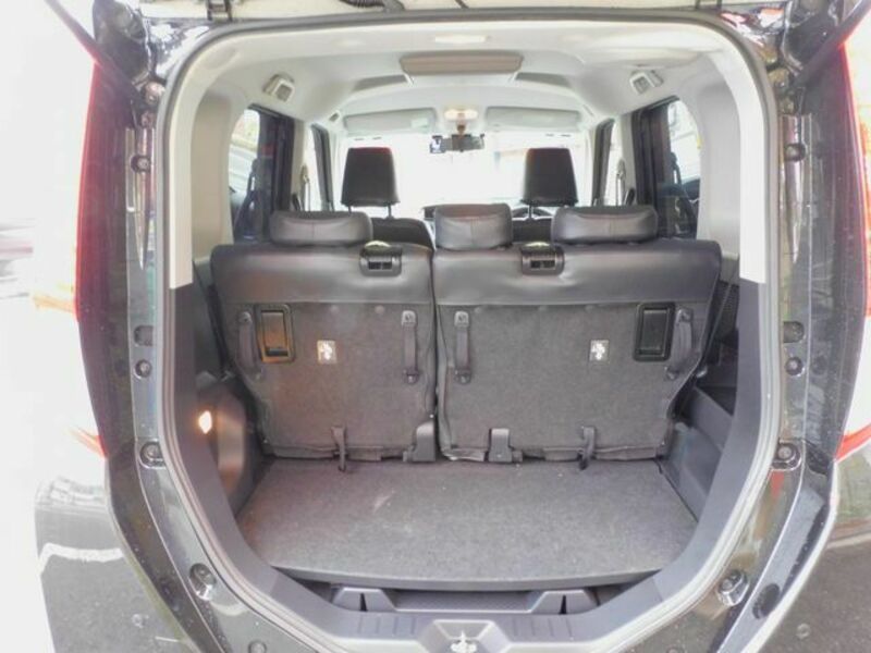 ROOMY