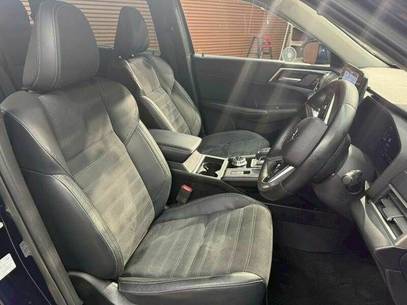 OUTLANDER PHEV