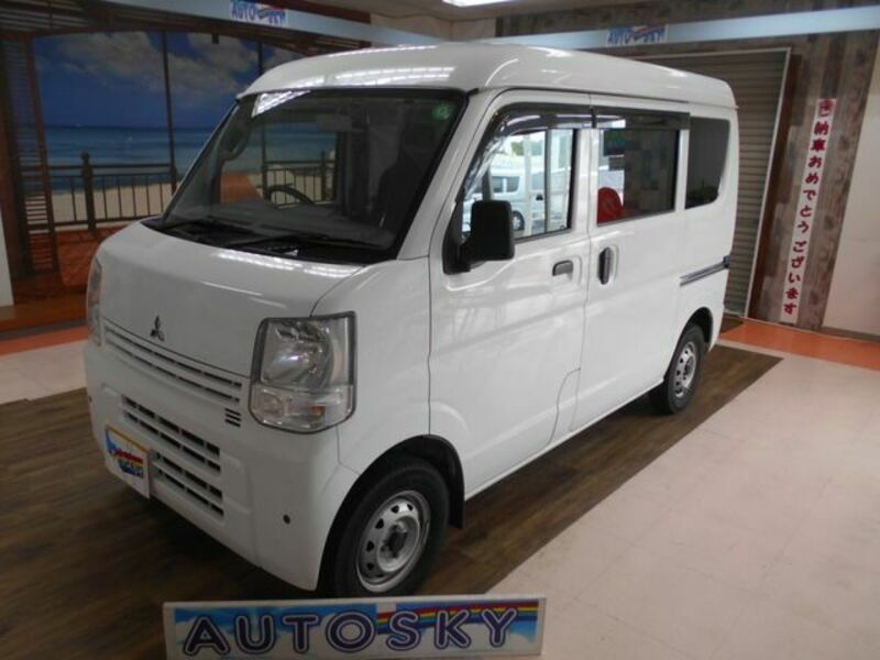 MITSUBISHI MINICAB VAN