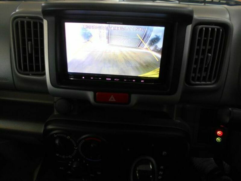 MINICAB VAN