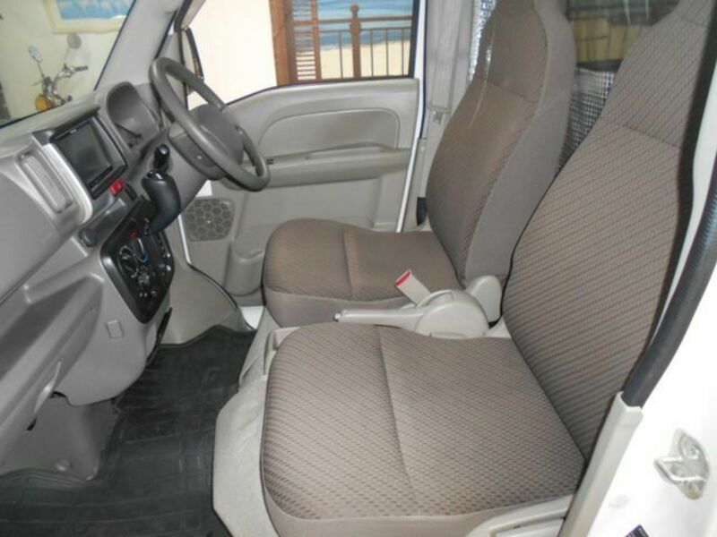 MINICAB VAN