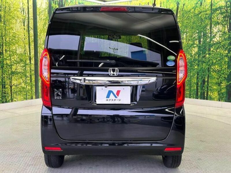 N BOX