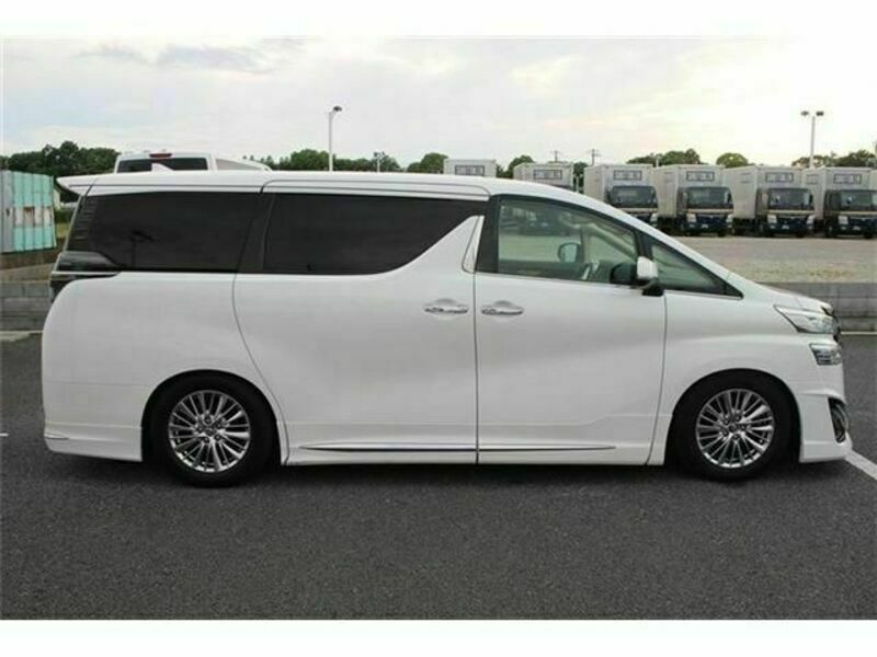 VELLFIRE