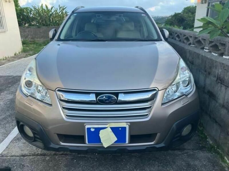 LEGACY OUTBACK-0