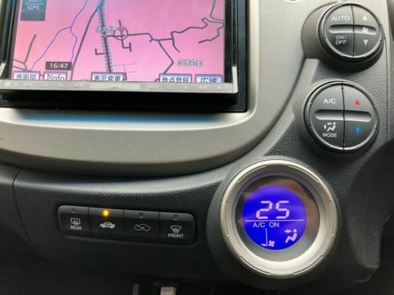 FIT HYBRID