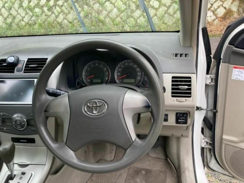 COROLLA AXIO-17