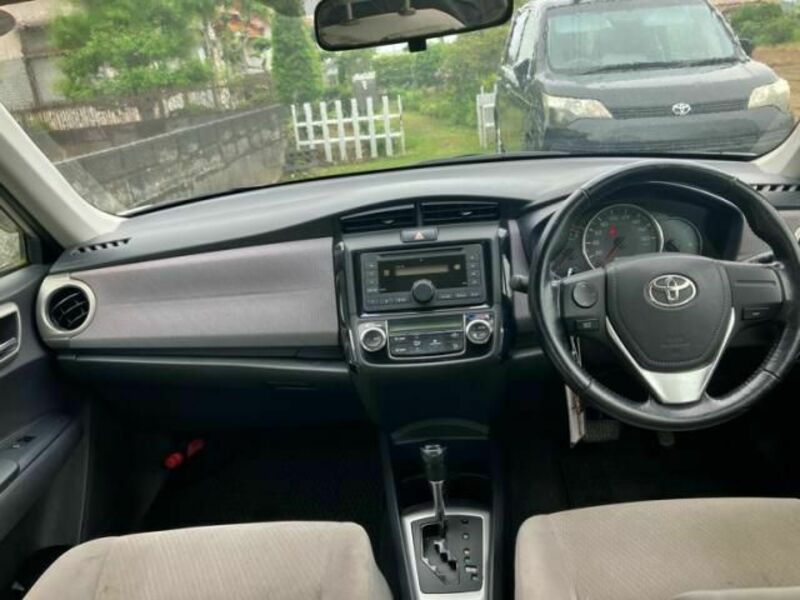 COROLLA AXIO