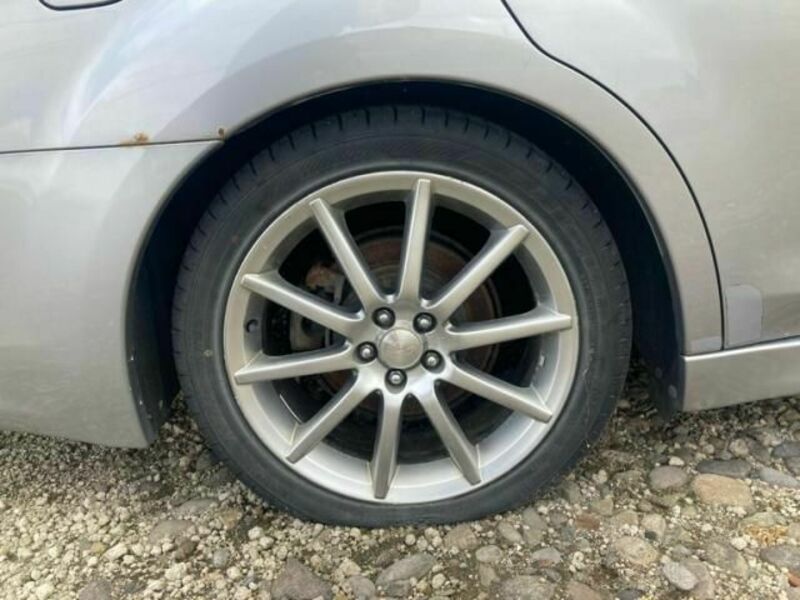 LEGACY B4