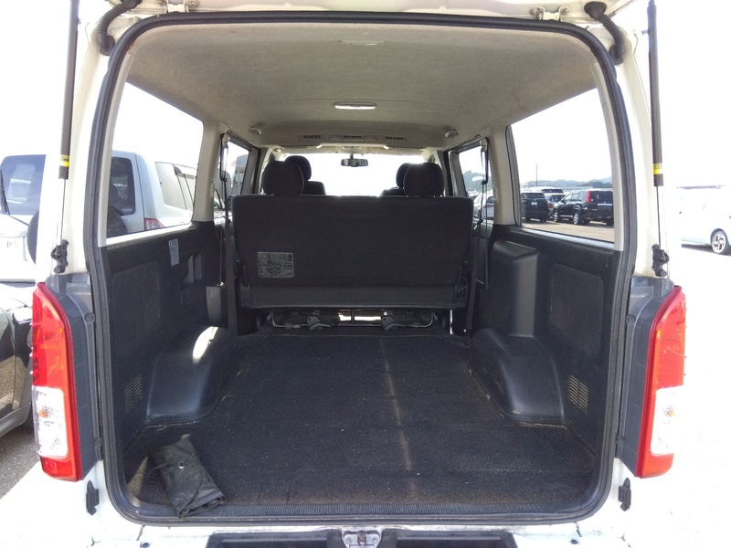 HIACE VAN