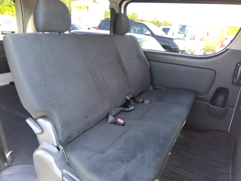 HIACE VAN