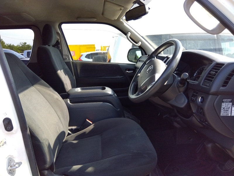 HIACE VAN