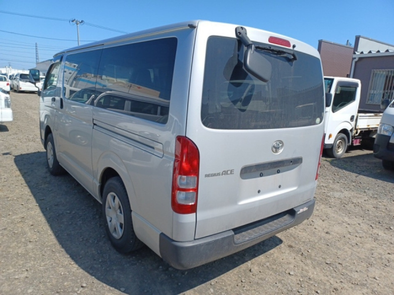 Regiusace Van