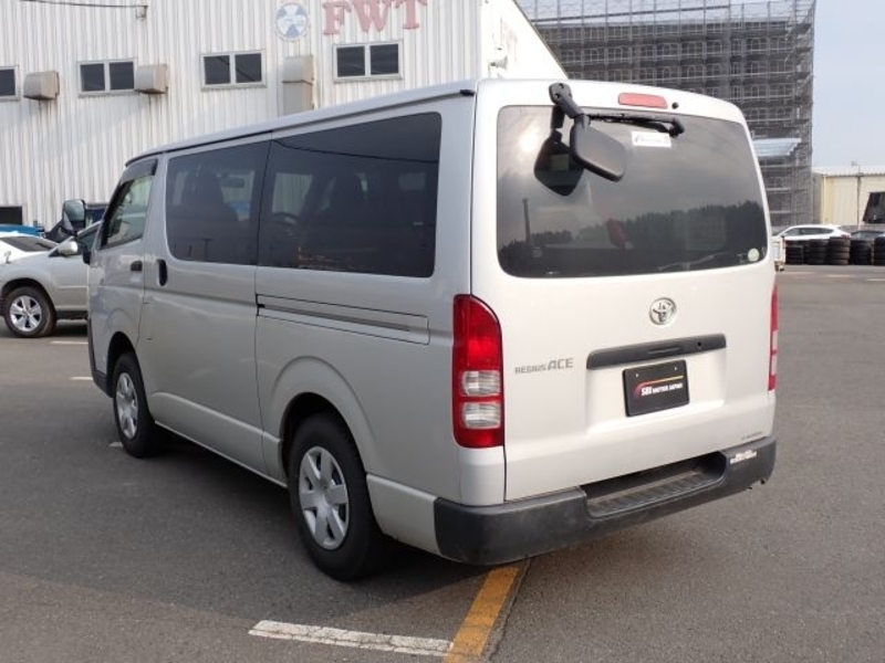 Regiusace Van
