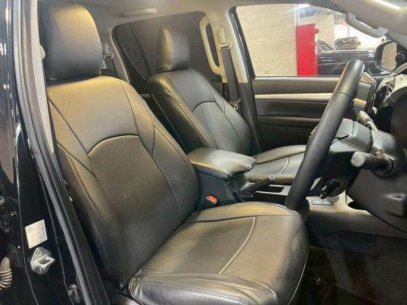 HILUX