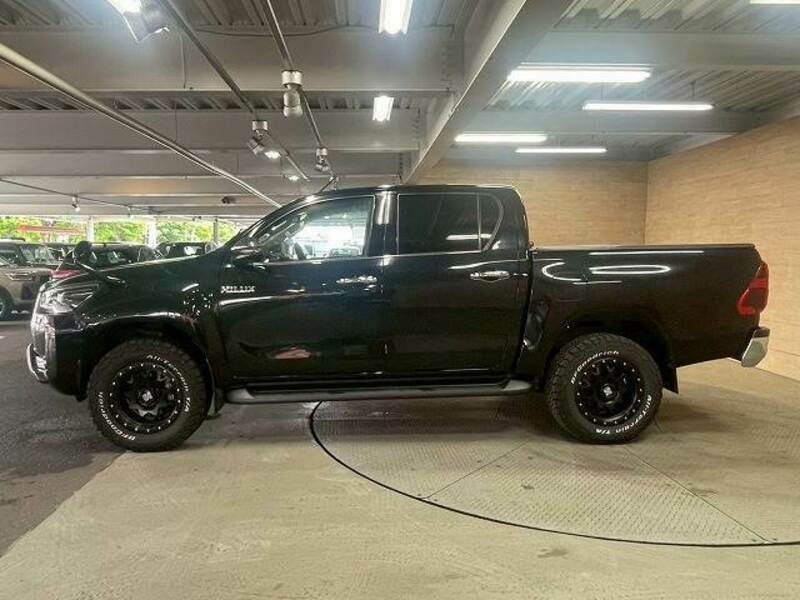 HILUX