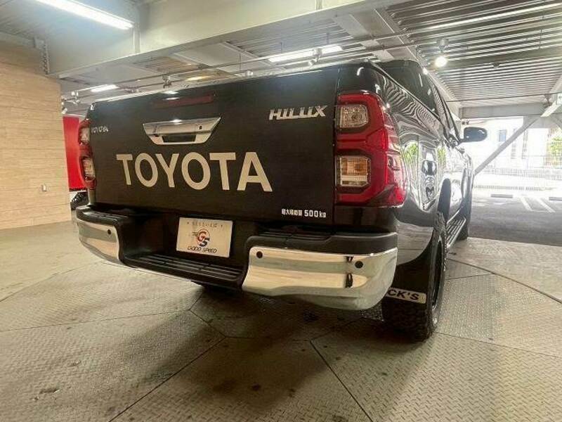 HILUX