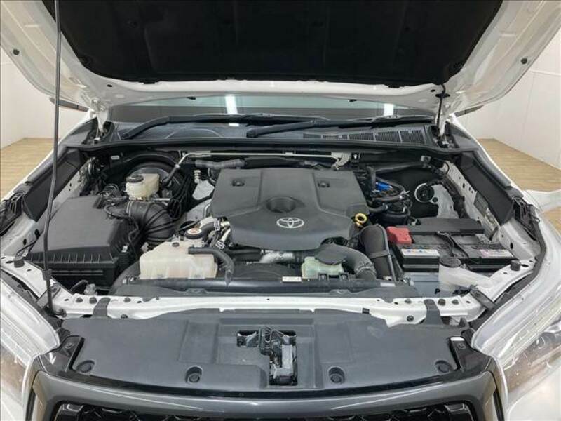 HILUX