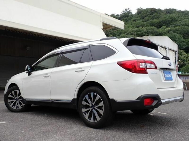 LEGACY OUTBACK