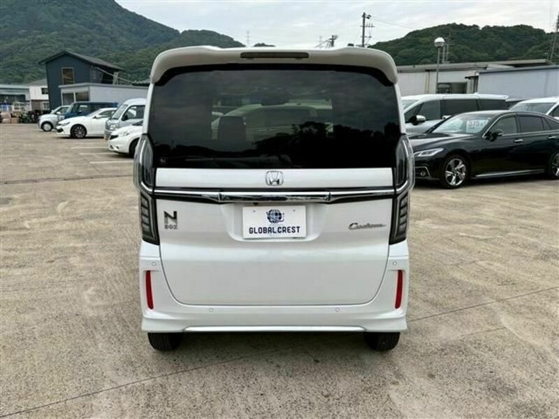 N BOX CUSTOM