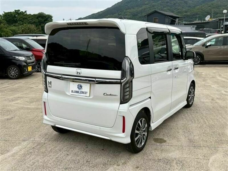 N BOX CUSTOM