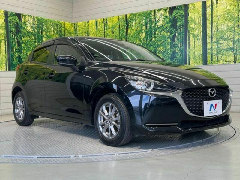 MAZDA2