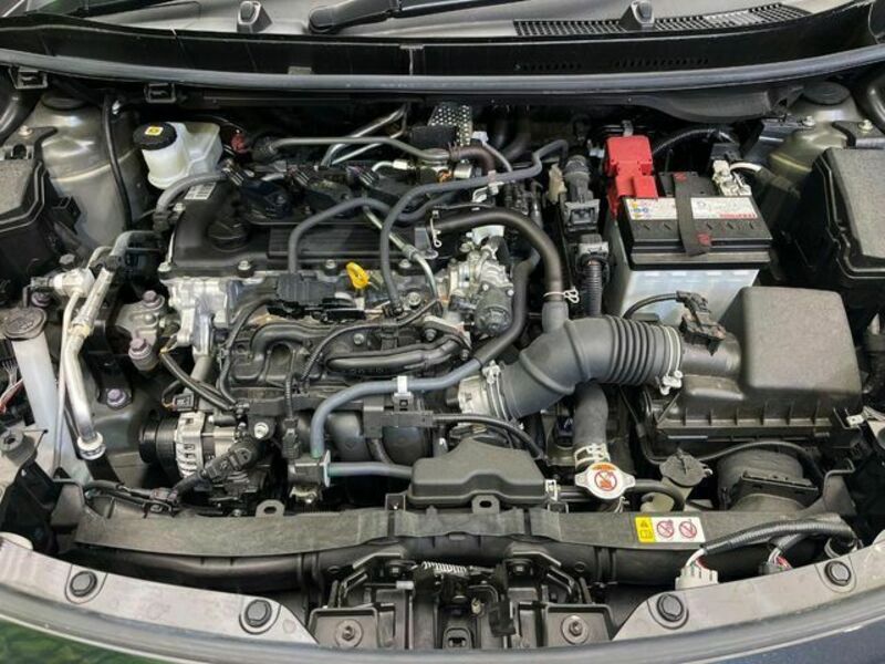 YARIS CROSS