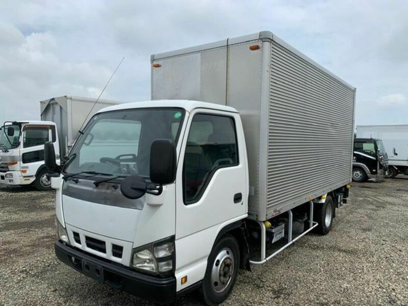 MAZDA TITAN