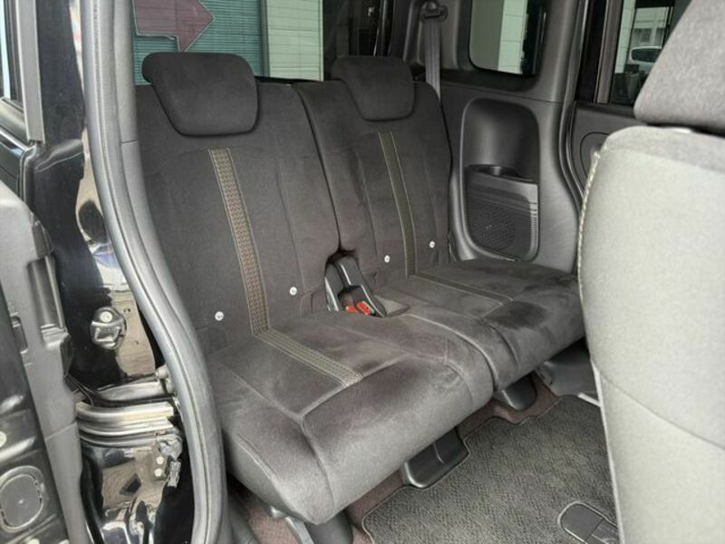 N BOX CUSTOM-7
