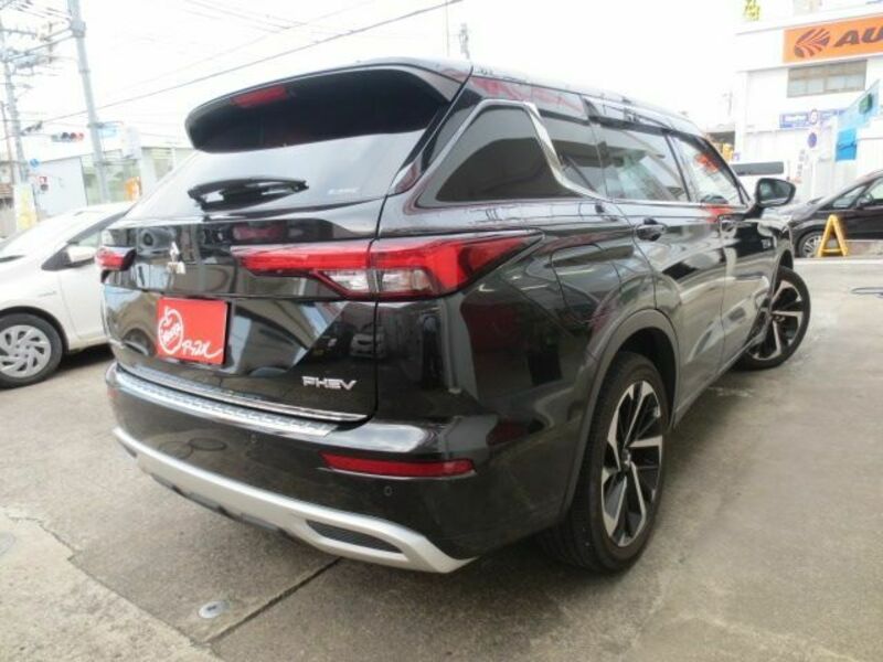 OUTLANDER PHEV