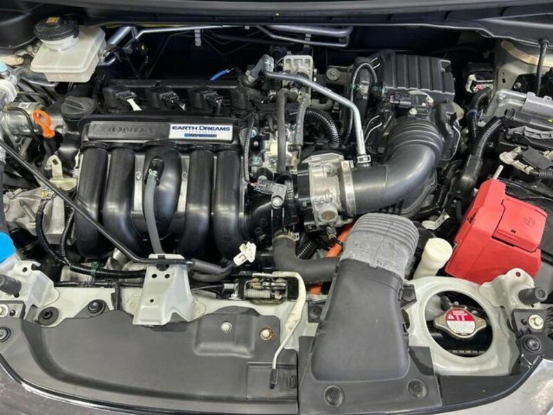 FIT HYBRID