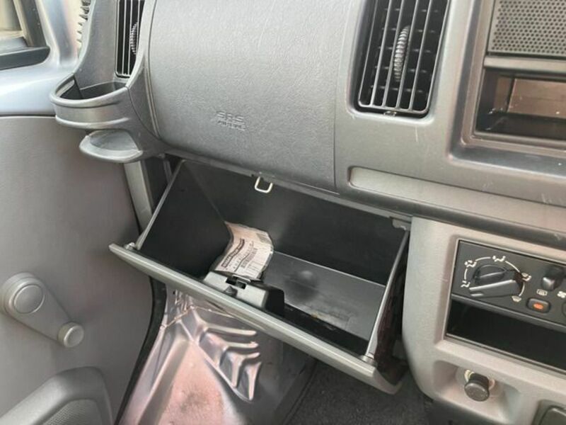 CLIPPER VAN