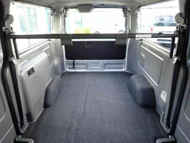 NV350 CARAVAN