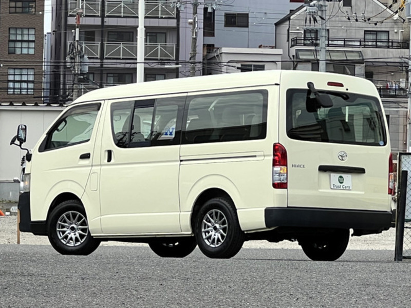HIACE