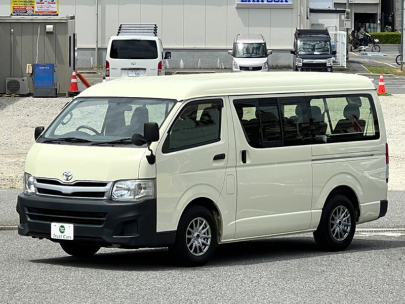 HIACE